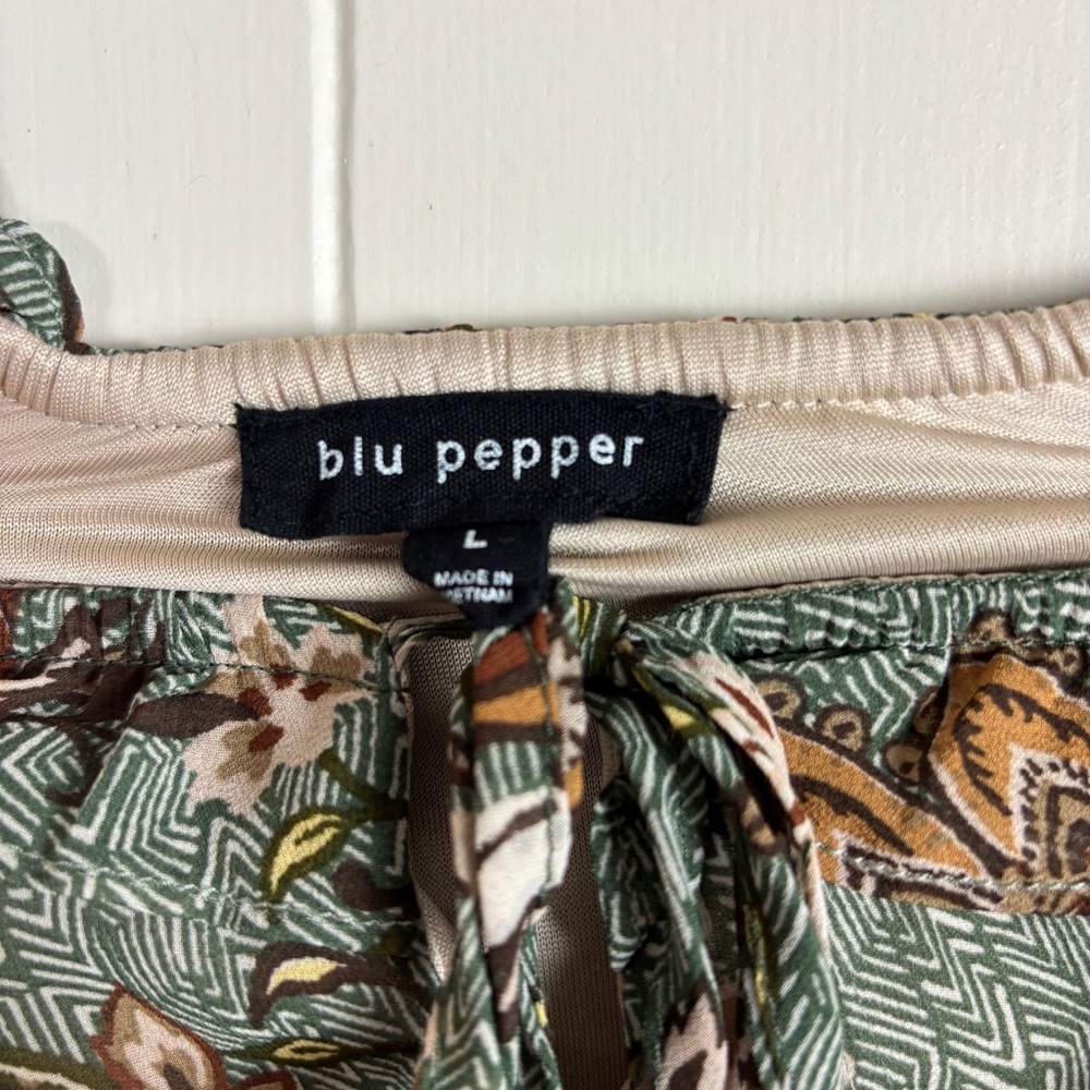 Blu Pepper Ruffle Tiered Long Sleeve Dress L - Picture 3 of 7